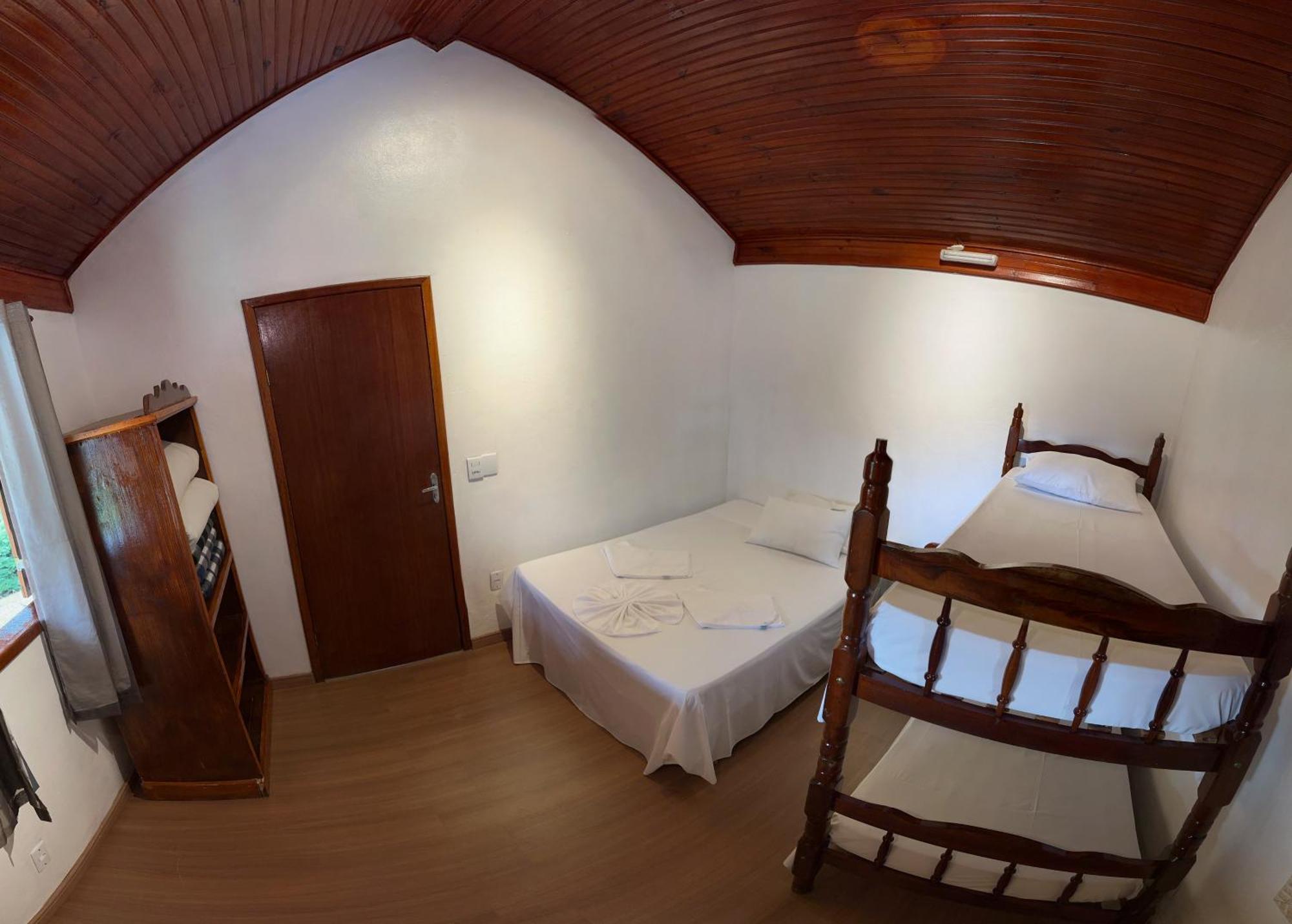Hotel Alpha Ville Chales Консейсан-да-Ібітіпока Екстер'єр фото