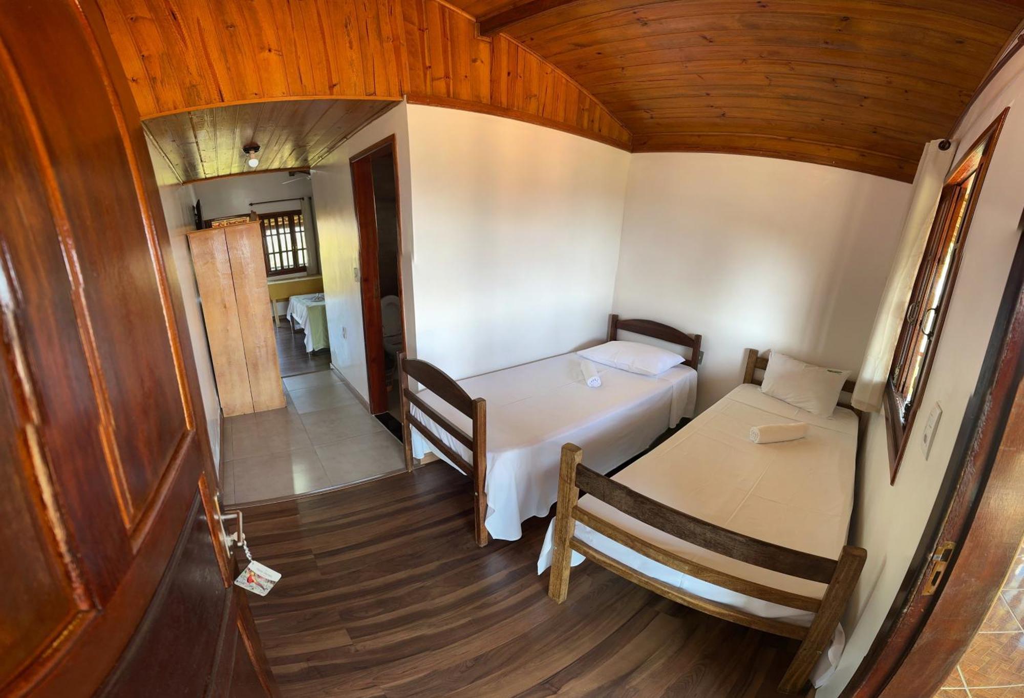 Hotel Alpha Ville Chales Консейсан-да-Ібітіпока Екстер'єр фото