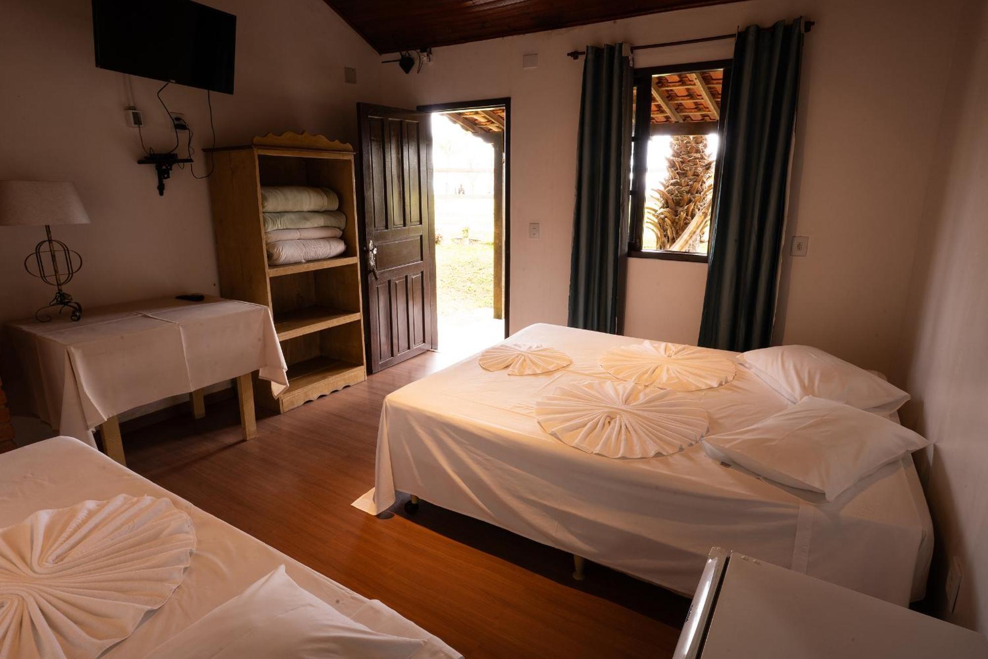 Hotel Alpha Ville Chales Консейсан-да-Ібітіпока Екстер'єр фото