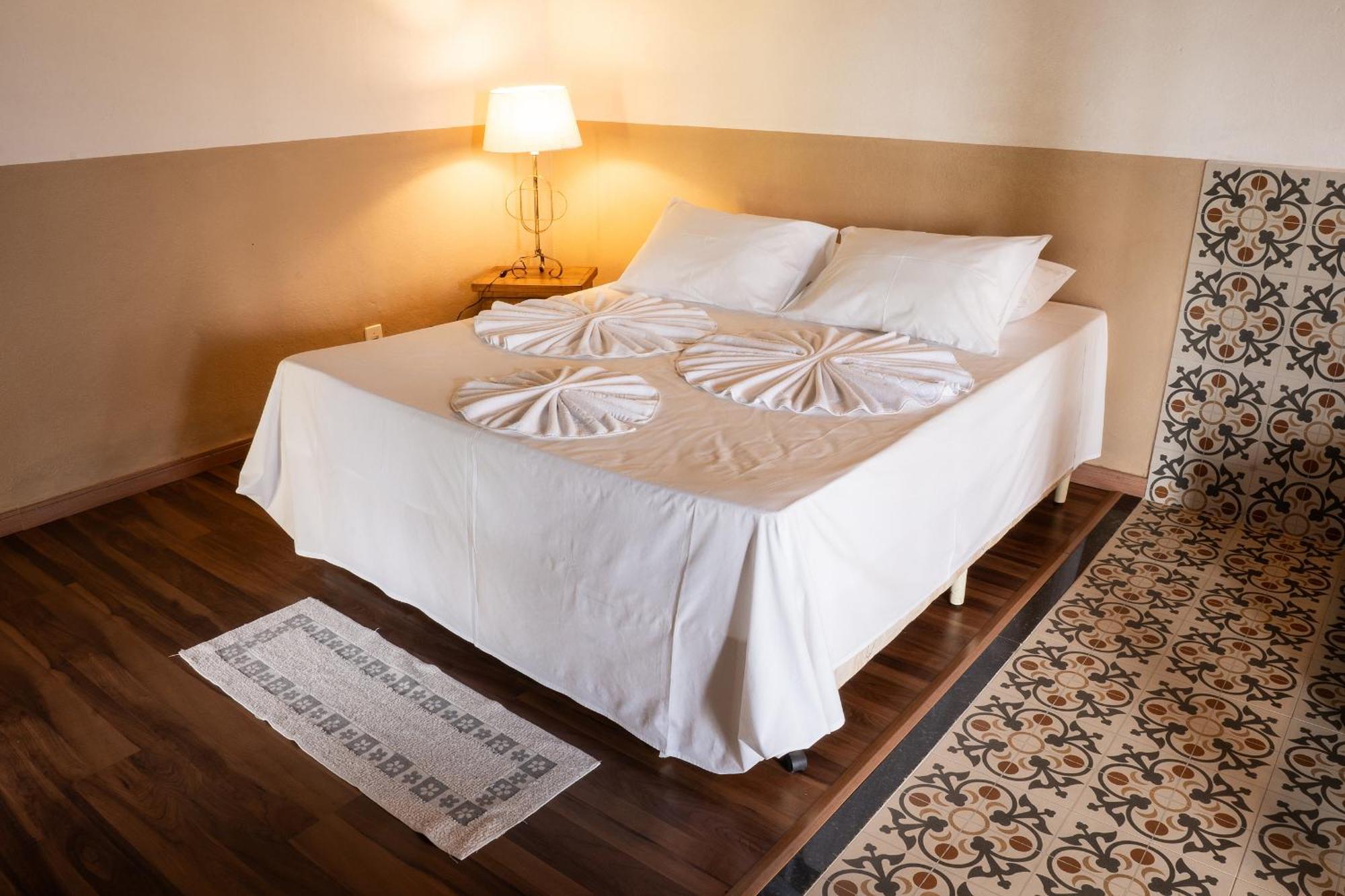 Hotel Alpha Ville Chales Консейсан-да-Ібітіпока Екстер'єр фото