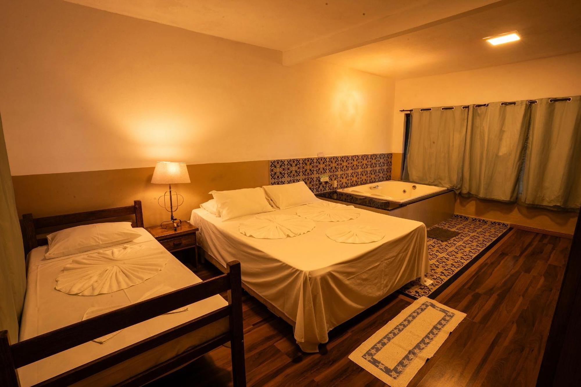 Hotel Alpha Ville Chales Консейсан-да-Ібітіпока Екстер'єр фото